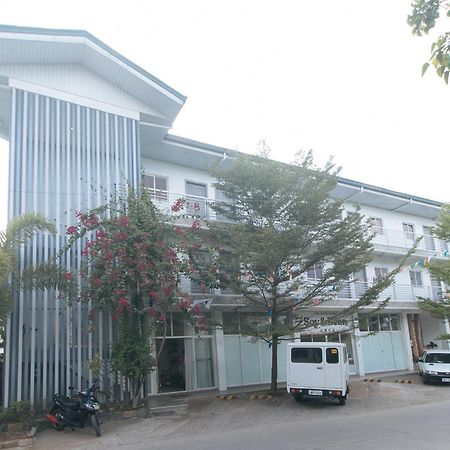 OYO 778 Fat J Apartelle Cebu Stadt Exterior foto